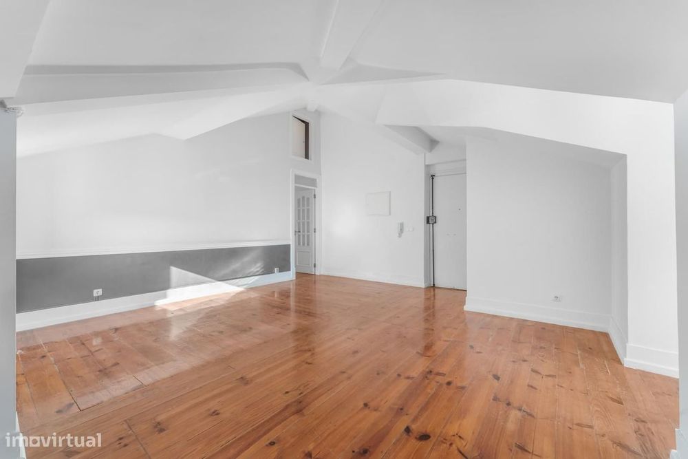 Apartamento T2 + 1 com vista, Estrela, Lisboa