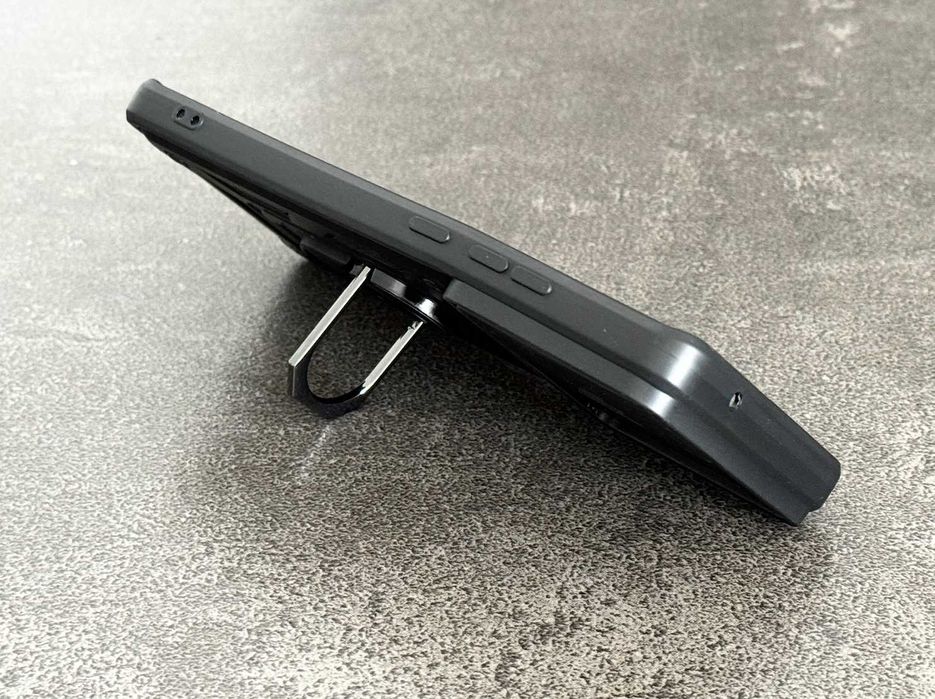 Чехол противоударный на Motorola G85 \ Moto Edge 50 Fusion чохол