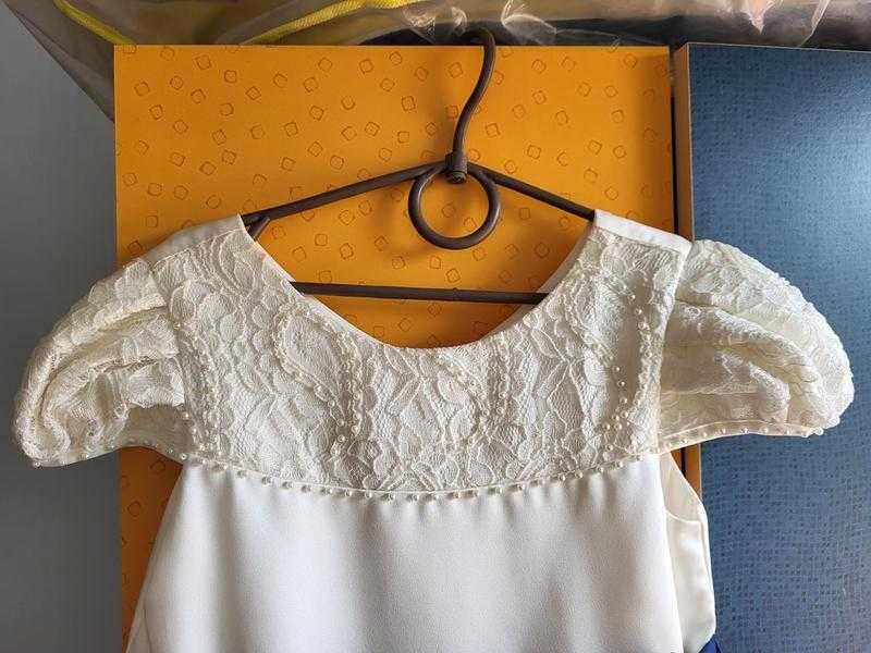 Сукня для дівчинки 6-7 років на урочисту подію