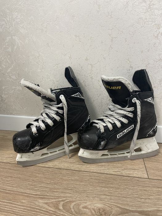 Ковзани хокейні Bauer Supreme X140
