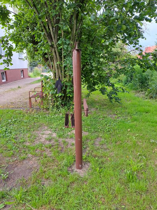 Huśtawka metalowa solidna
