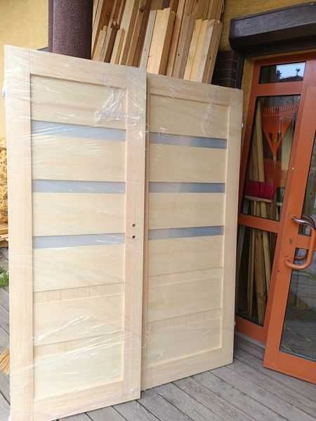 Drzwi sosnowe drewniane  od reki