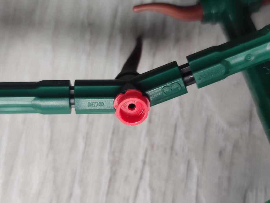 Klocki Lego: 2 różyczki z klocków