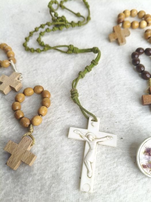 Różańce podróżne z drewna 157