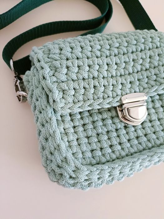 Torebka ze sznurka z paskiem regulowanym handmade