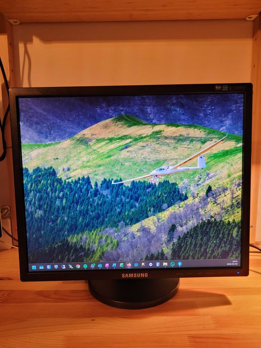 Monitor Samsung SyncMaster 943B 19" Pivot