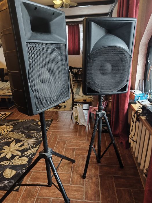 Колонки активные 350w и 300w