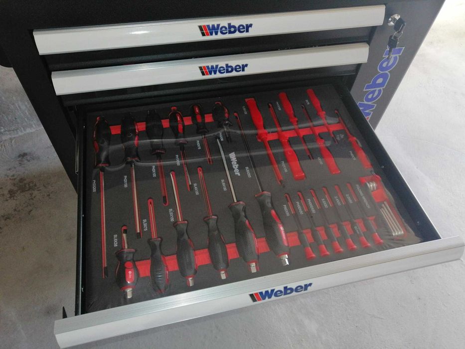 Carrinho de Ferramentas WEBER - 154 peças