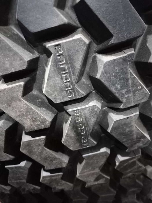 Шина 265/70 R19.5 резина скат тягова, Б/У з Німеччини, до 10 мм,