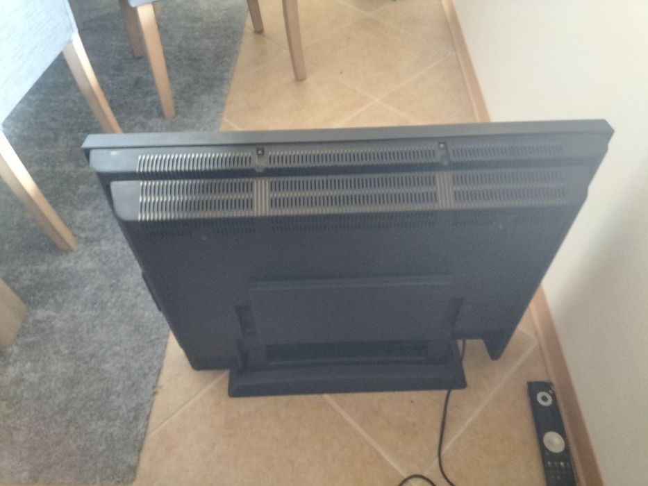 Televisão Sanyo LCD com Comando – Excelente Estado