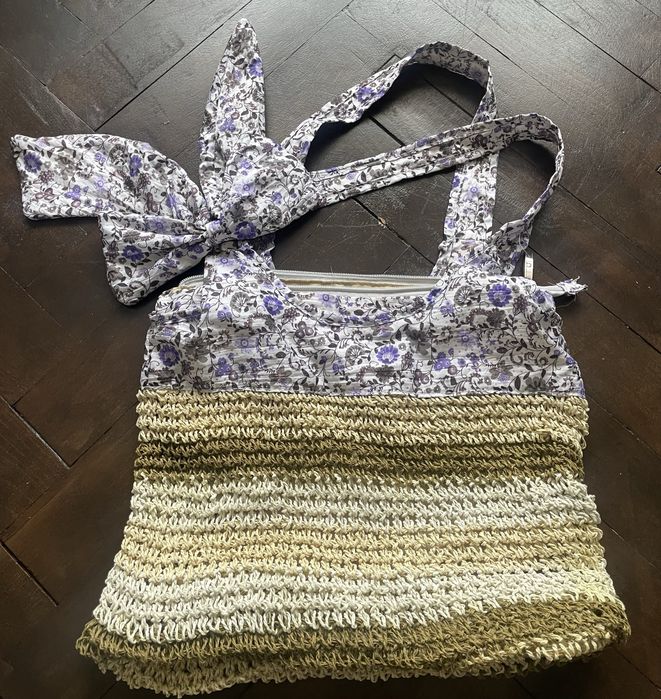 Torba -plażowa na ramię pleciona na zamek z kokardą własnej roboty.