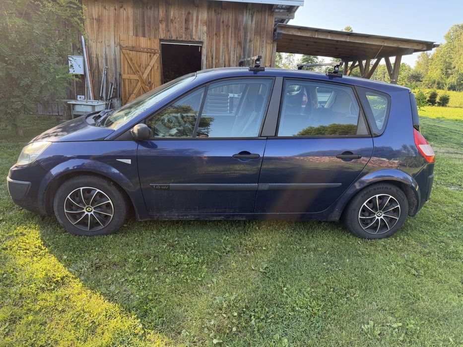Samochód Osobowy Renault Scenic II