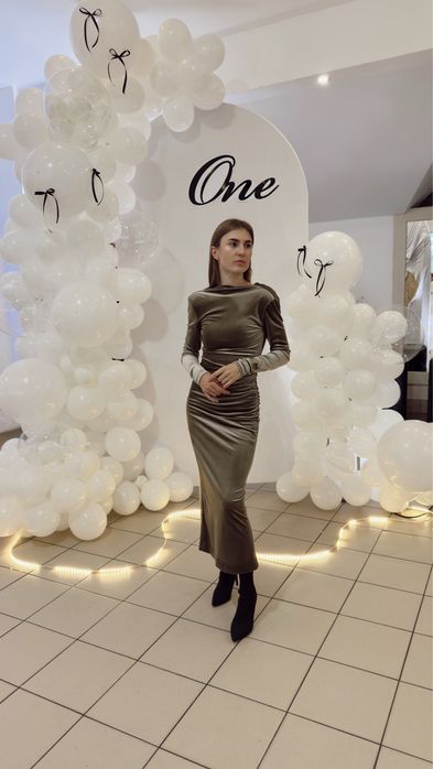 Плаття Zara колір оливковий