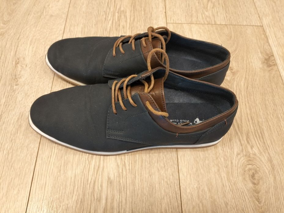 Buty chłopięce/ męskie r. 39