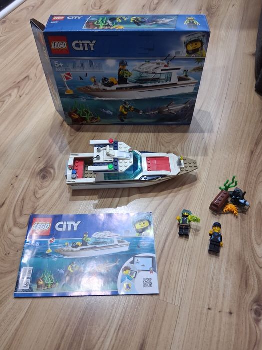 Jacht Lego City 60221