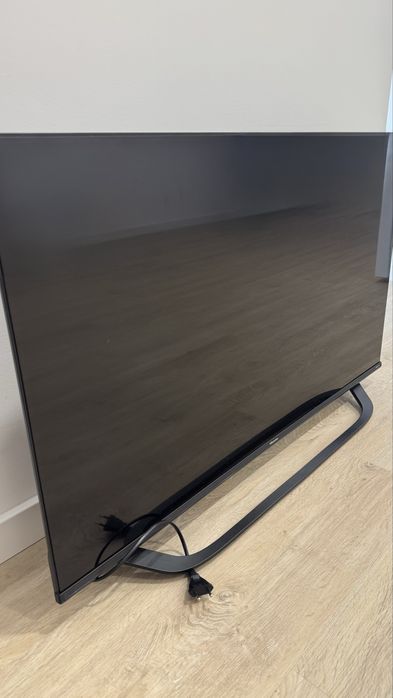 TV HISENSE 43A63H (LED - 43'' - 109 cm - 4K Ultra HD - Smart TV)