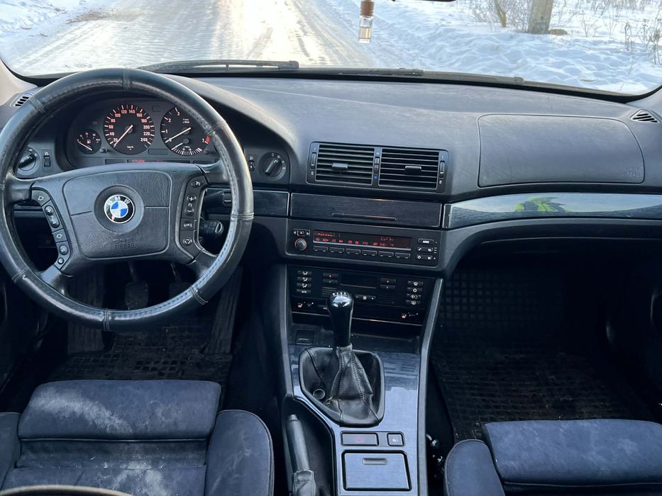 Bmw E39 2.5 lpg 170 KM 525i Touring  15 lat w jednych rękach