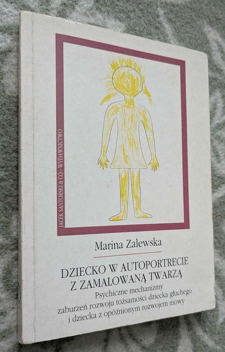 Dziecko w autoportrecie z zamalowaną twarzą / Zalewska