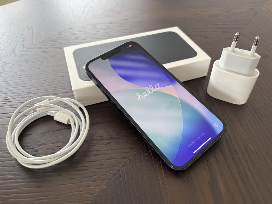 iPhone 13 (128 GB) czarny