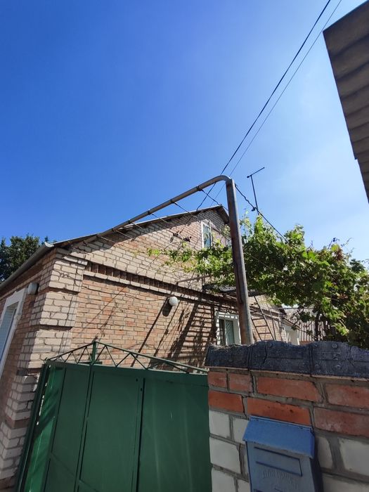 Продаємо добротний будинок Лелеківка