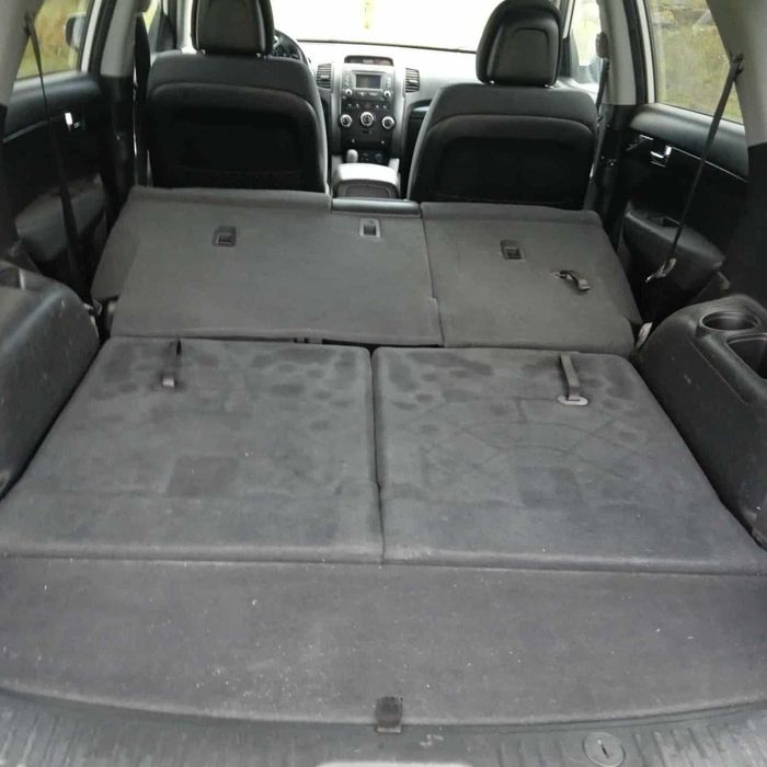Продам автомобіль Kia Sorento 2012
