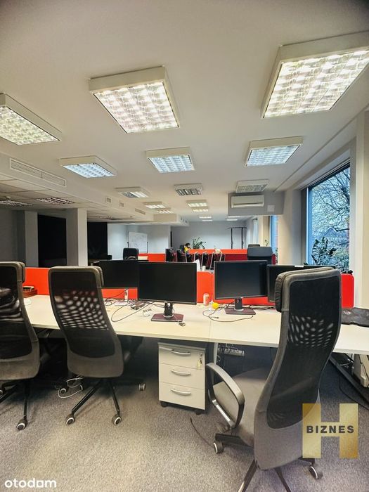 Lokal biurowo 142m2 Stare Miasto  Parking