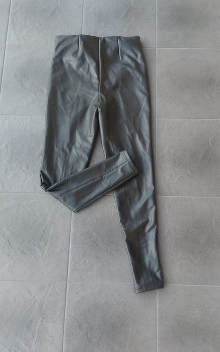 Spodnie eko skóra latex wysoki stan dopasowane S 36 M&S Nowe