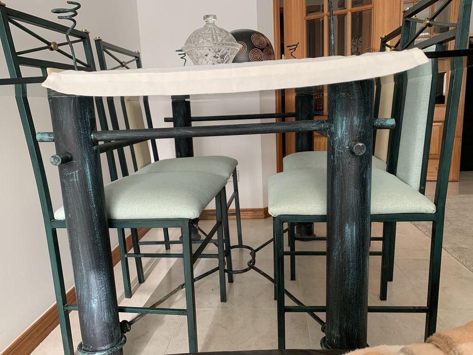 Mesa vidro ,estrutura de ferro enfurujado  ! Tam, 170mm x100mm