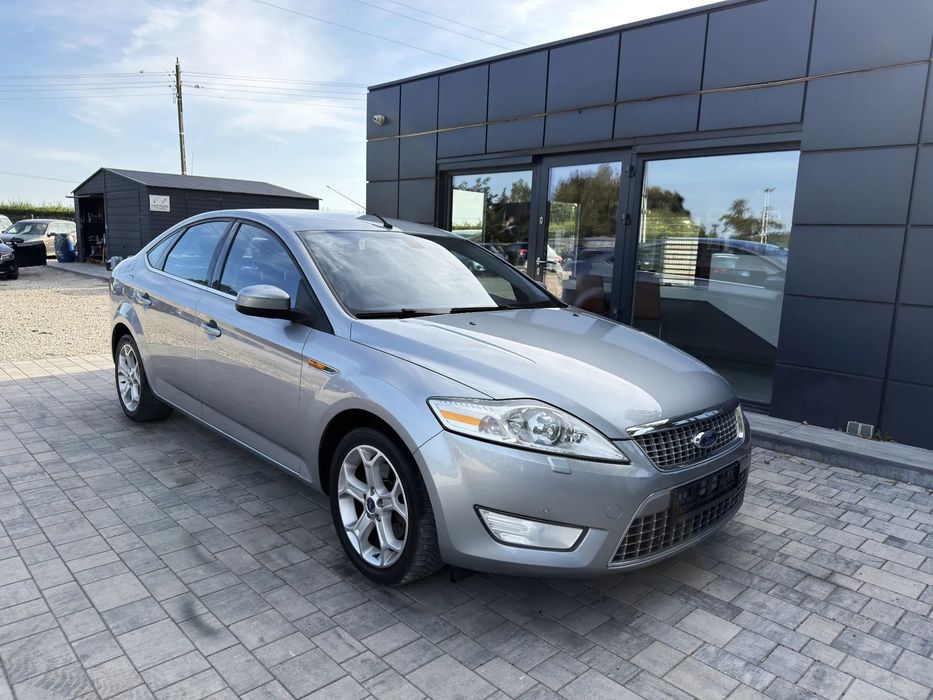 Ford Mondeo 2.0 Benzyna Titanium X Convers Dotykowa Nawigacja Doświetlanie Zakręt
