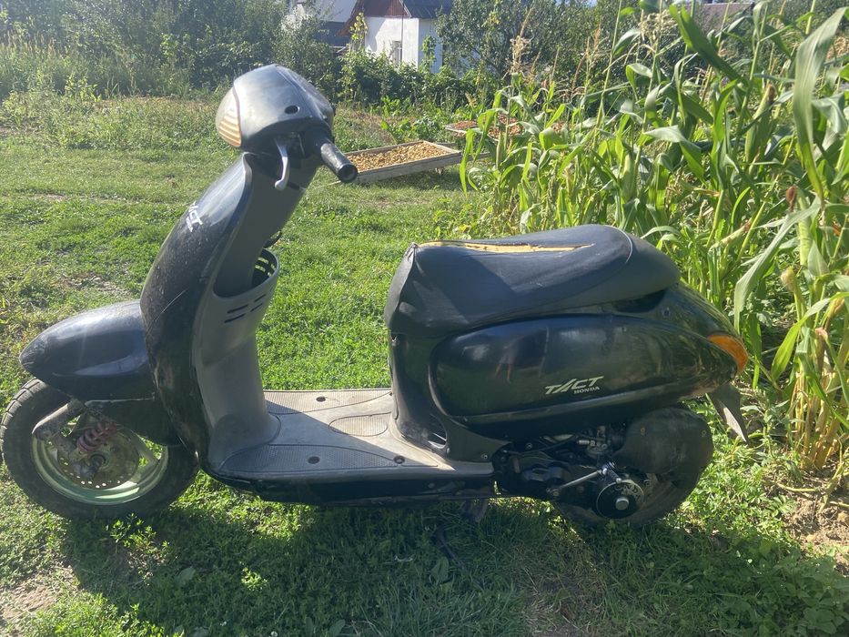 Скутер Honda takt aef 51