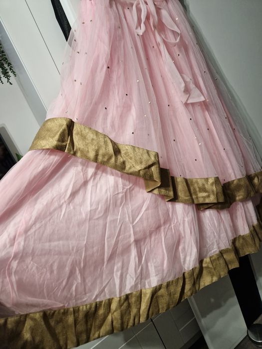 Stroj karnawałowy dla malej księżniczkil