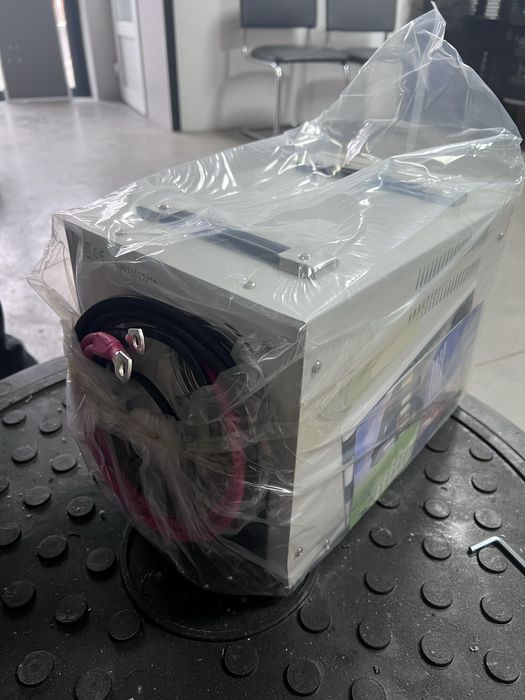 Інвертор та акумулятор нові (комплект)