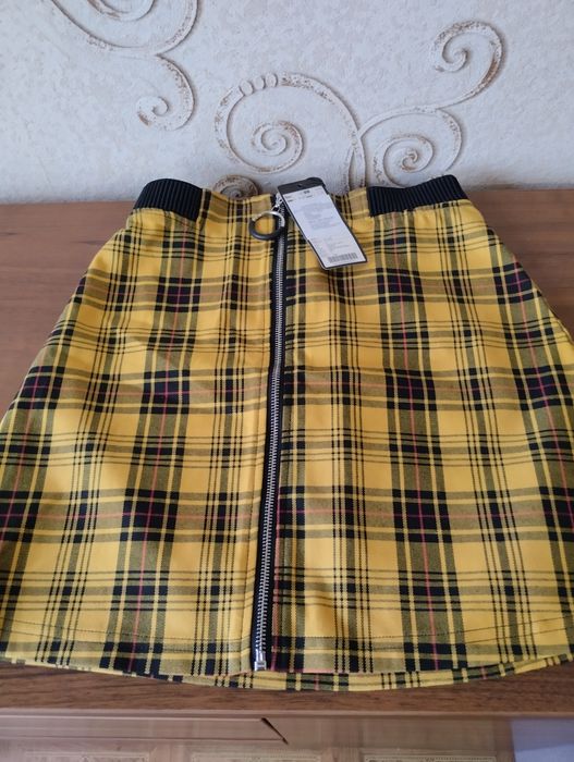 Продам абсолютно нову спідницю