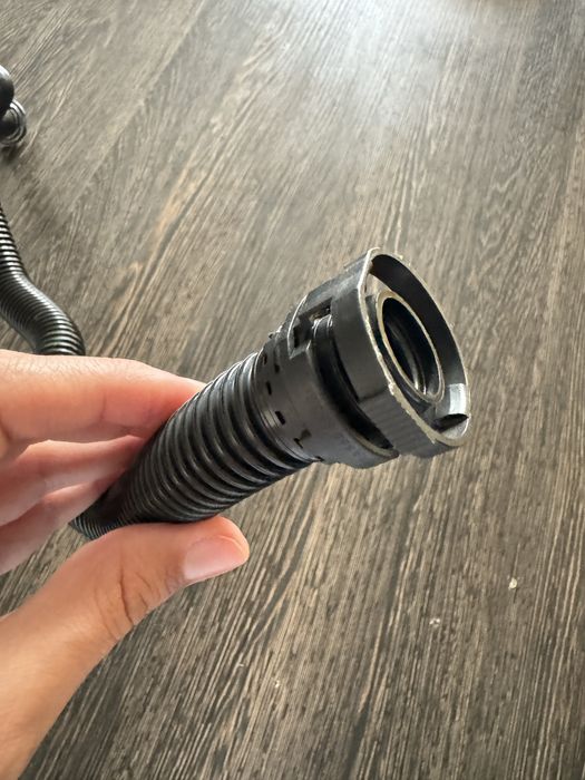 Патрубок вентиляції картера Audi 3.0 TFSI