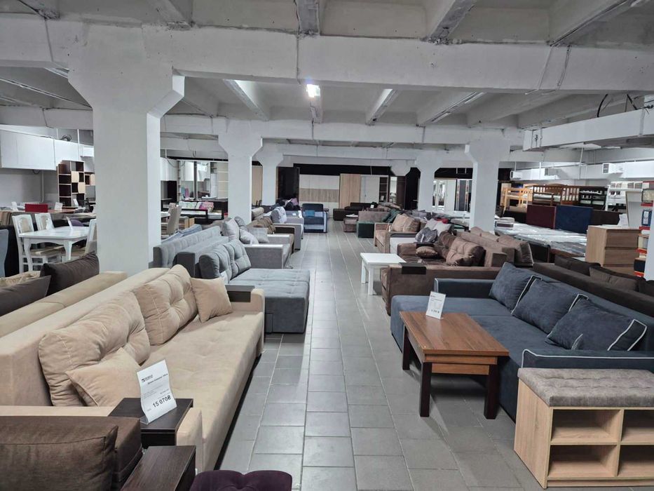 Продаж приміщення 1032кв.м. склад магазин м. Васильків