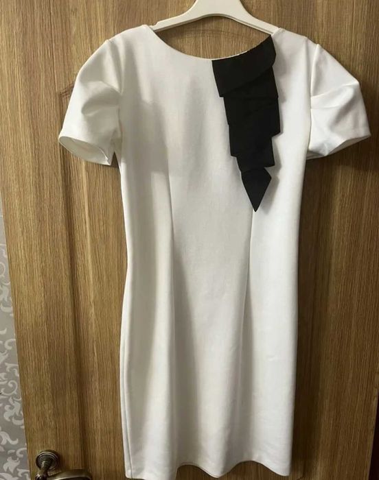 Продам нарядное платье