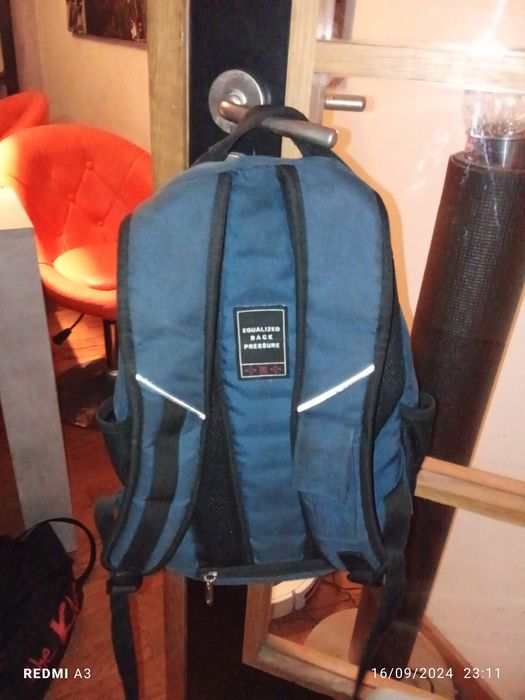 Mochila em excelente estado