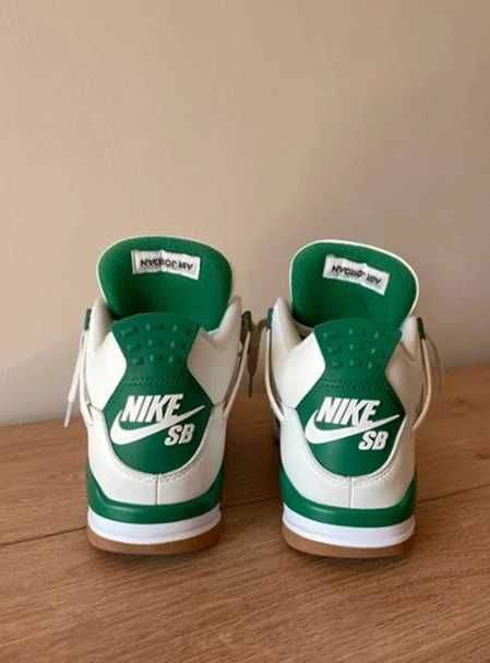 Jordan 4 SB Pine Green/olejowa zieleń rozmiar 38