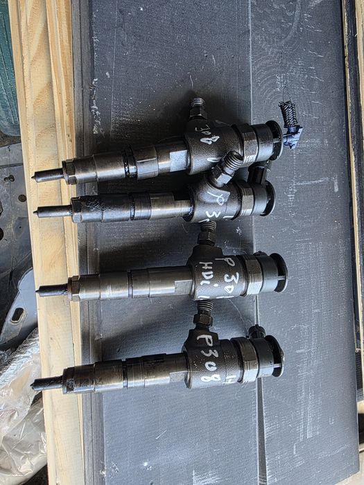 Injectores boch Peugeot 308 1.6hdi ,  2014