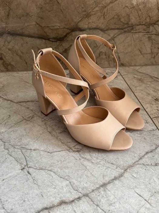 Lasocki skórzane sandały damskie