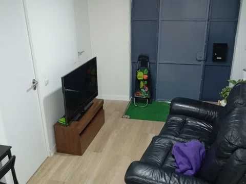 Quarto junto metro Francos