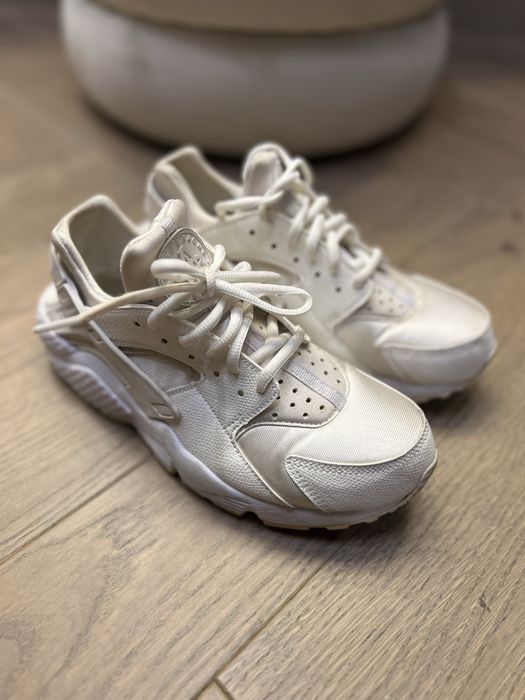 Buty trampki sneakersy NIKE HUARACHE r. 39