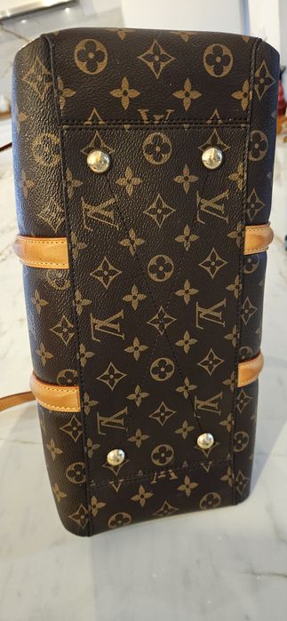 Louis Vuitton Estrela MM – Autêntica