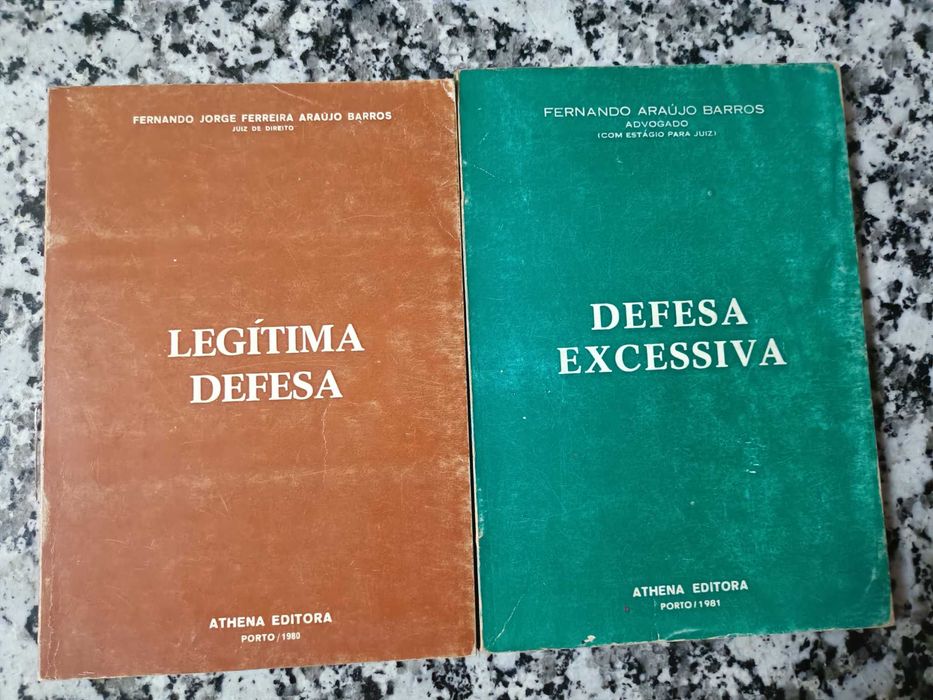Lote de 10 livros diversos Direito