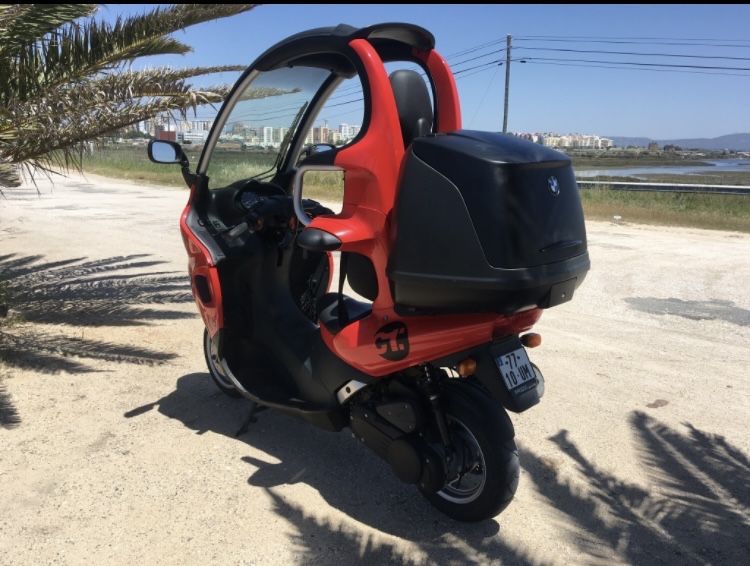 BMW modelo C1  200