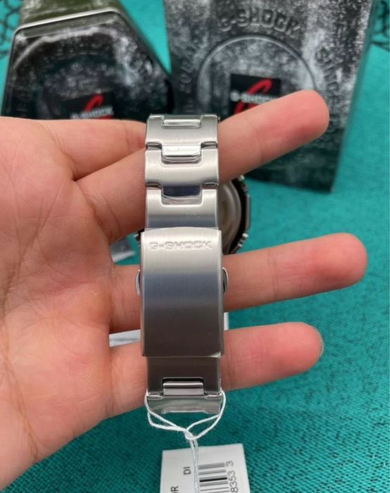 Мужские наручные часы Casio G-Shock GM-2110D-2A