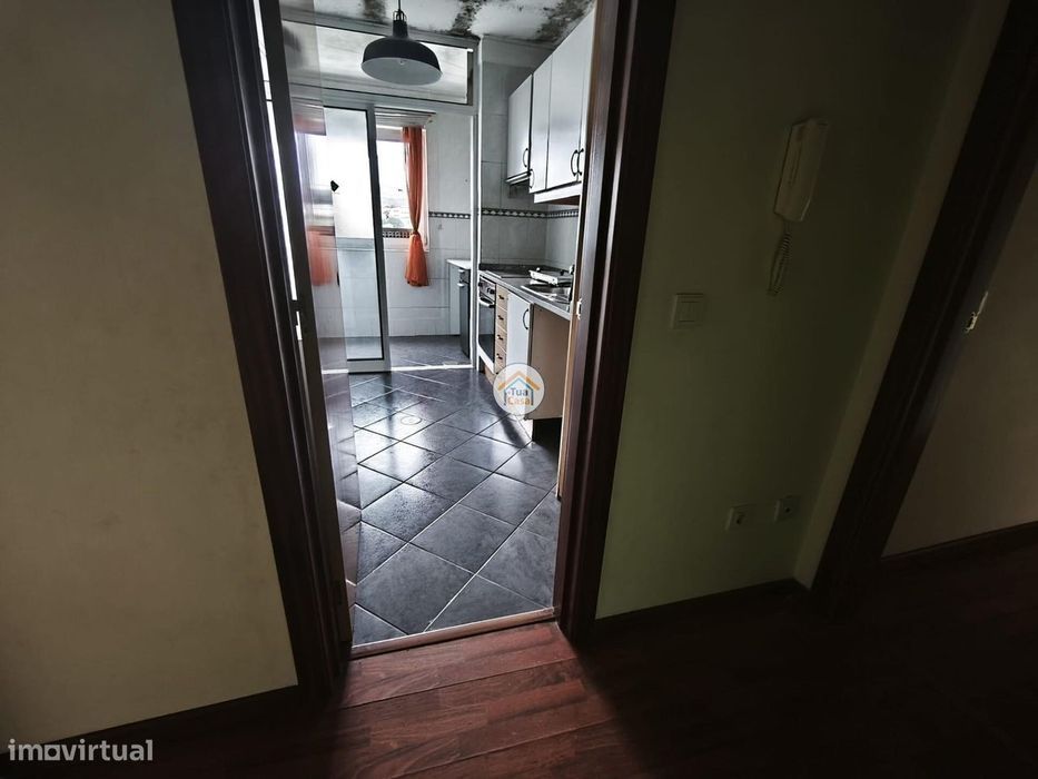 T2 em Gandra, Paredes | Excelente localização, garagem e muita luz nat
