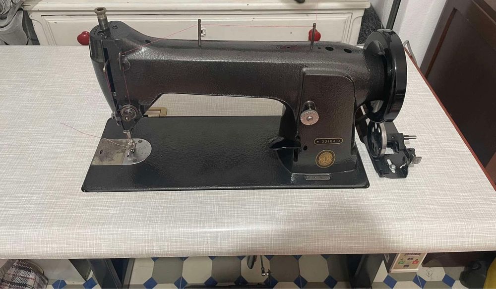 Maquina de costura Singer