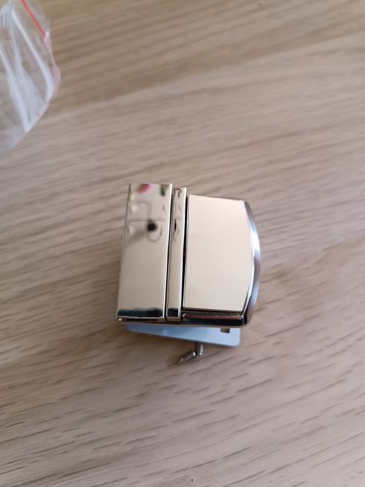 Zamek zapięcie do teczki nesesera torebki 43 x 43 mm srebrny
