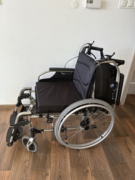 Składany wózek inwalidzki VERMEIREN V300